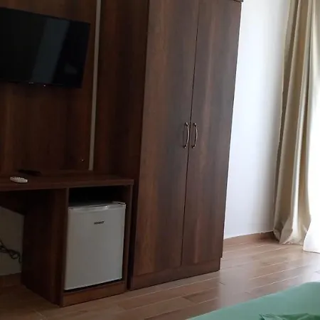 Kleart Hotell Golem (Tirana)